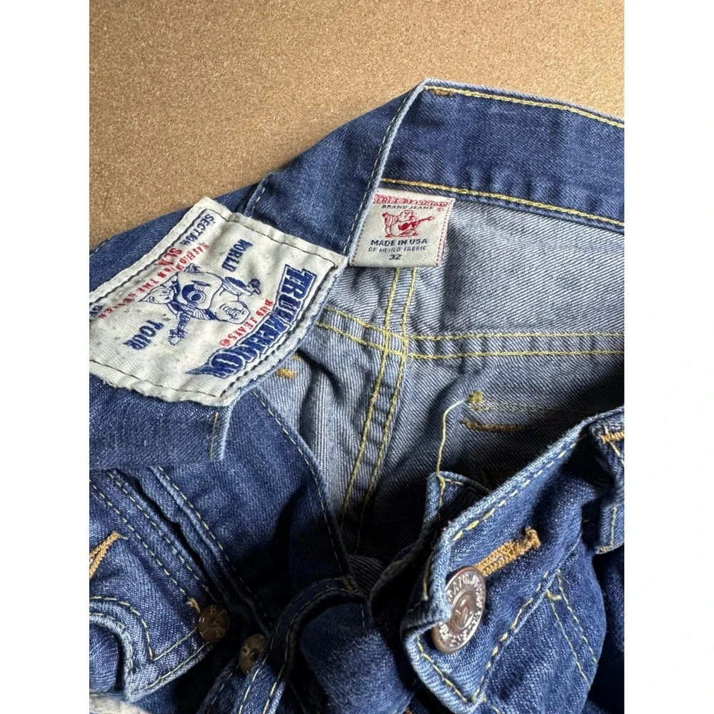 True Religion Slim Section Mens Blue Denim Jeans Size 32‎ Made in USA Button Fly